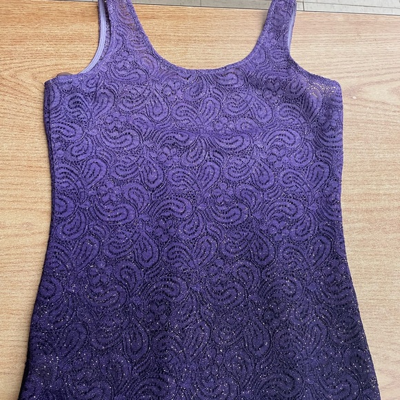 Women’s warehouse one purple sparkly tank - Picture 4 of 4